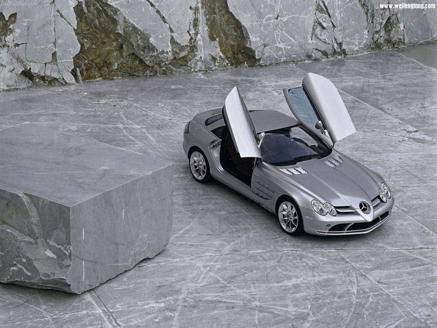 Mercedes-Benz-SLR_McLaren-2004-1280-43.jpg