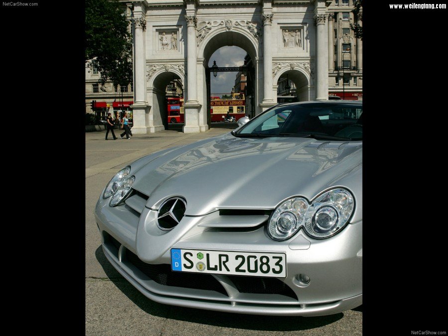 Mercedes-Benz-SLR_McLaren-2004-1280-ce.jpg