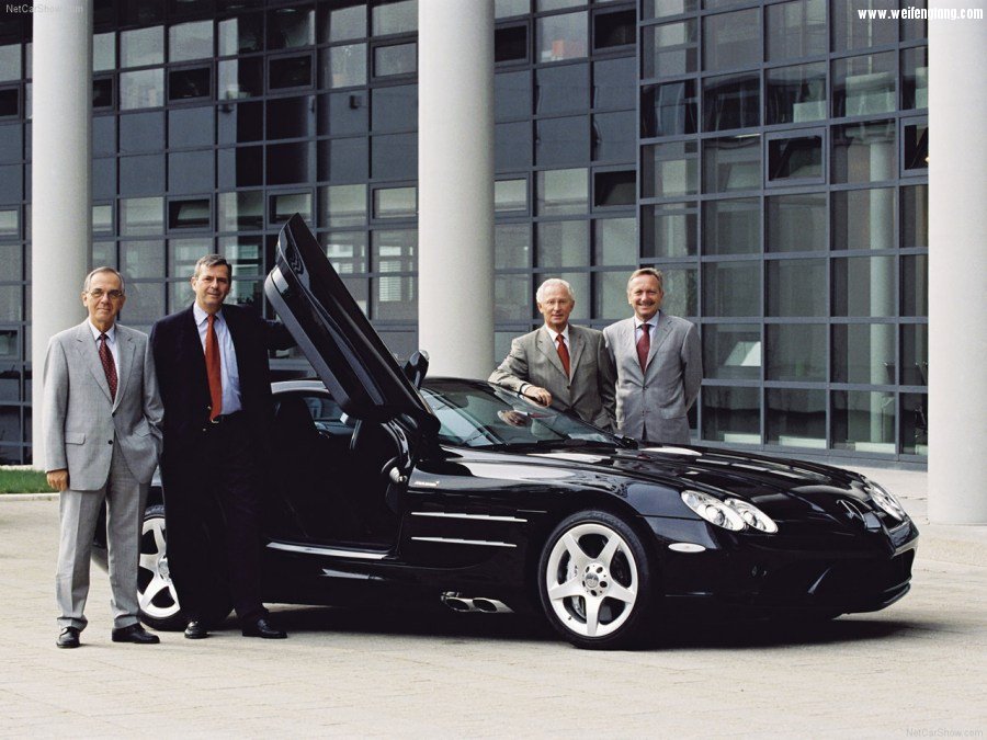 Mercedes-Benz-SLR_McLaren-2004-1280-d4.jpg