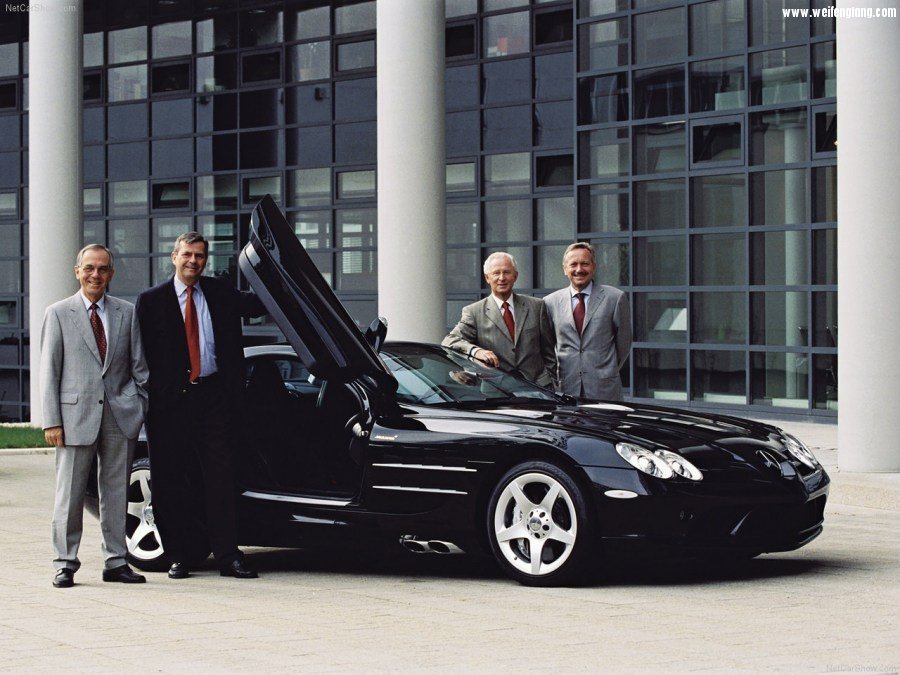 Mercedes-Benz-SLR_McLaren-2004-1280-d5.jpg