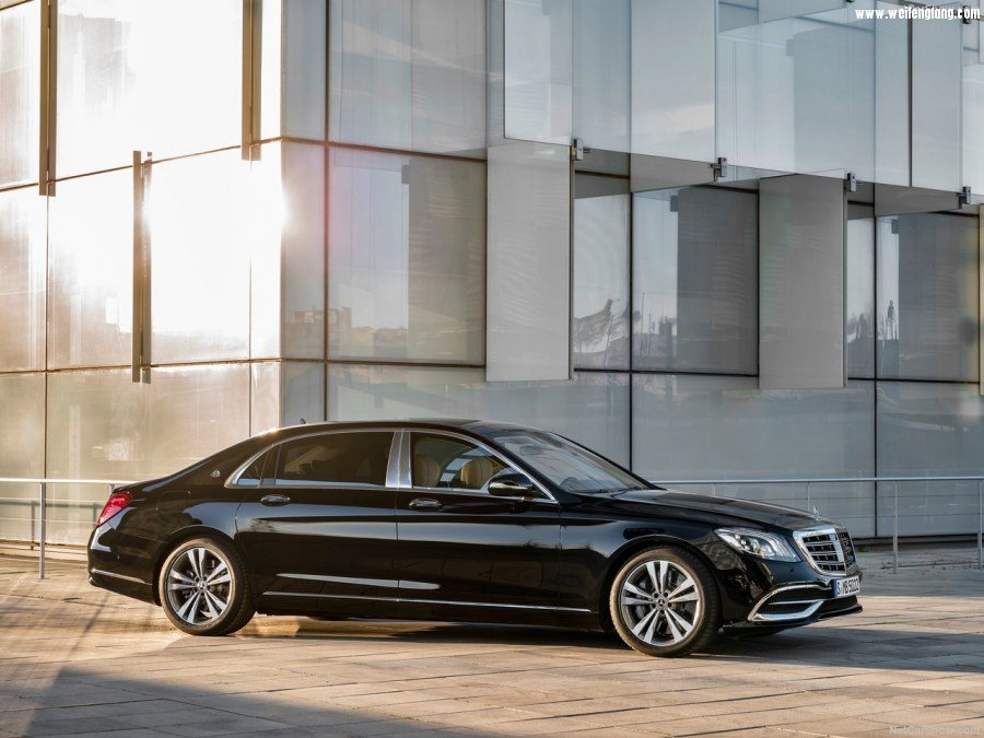 Mercedes-Benz-S-Class_Maybach-2018-1280-02.jpg