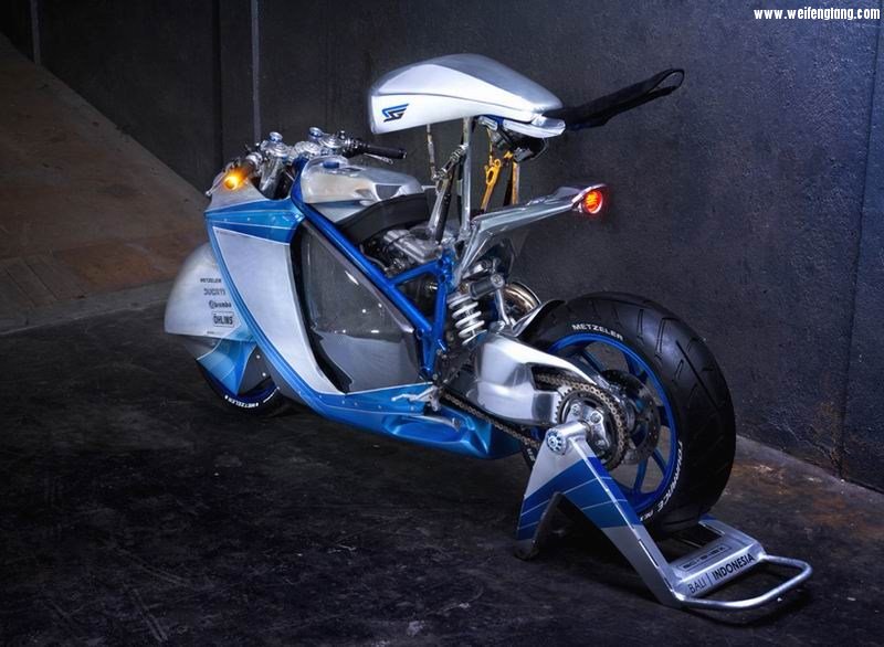 ducati-848-neo-racer-custom-motorcycle-smoked-garage-designboom-06.jpg