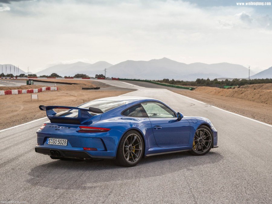 Porsche-911_GT3-2018-1280-3f.jpg