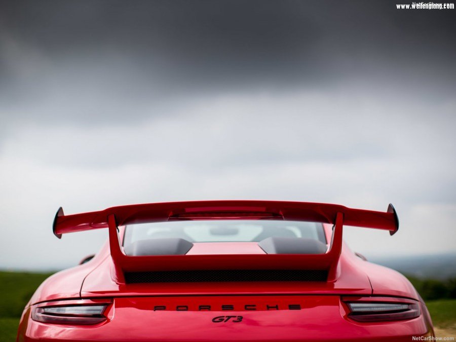Porsche-911_GT3-2018-1280-b2.jpg