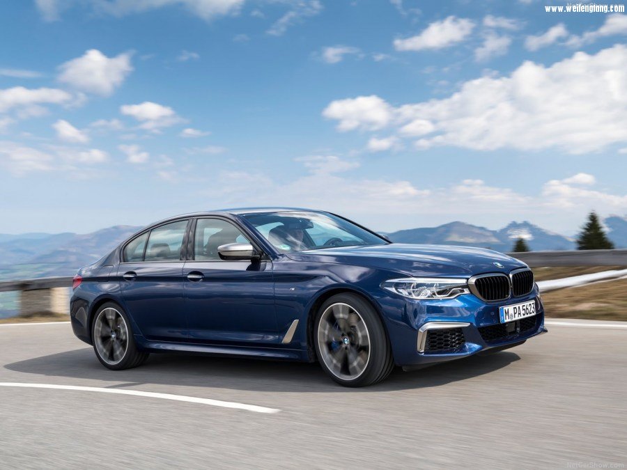 BMW-M550i_xDrive-2018-1280-0e.jpg