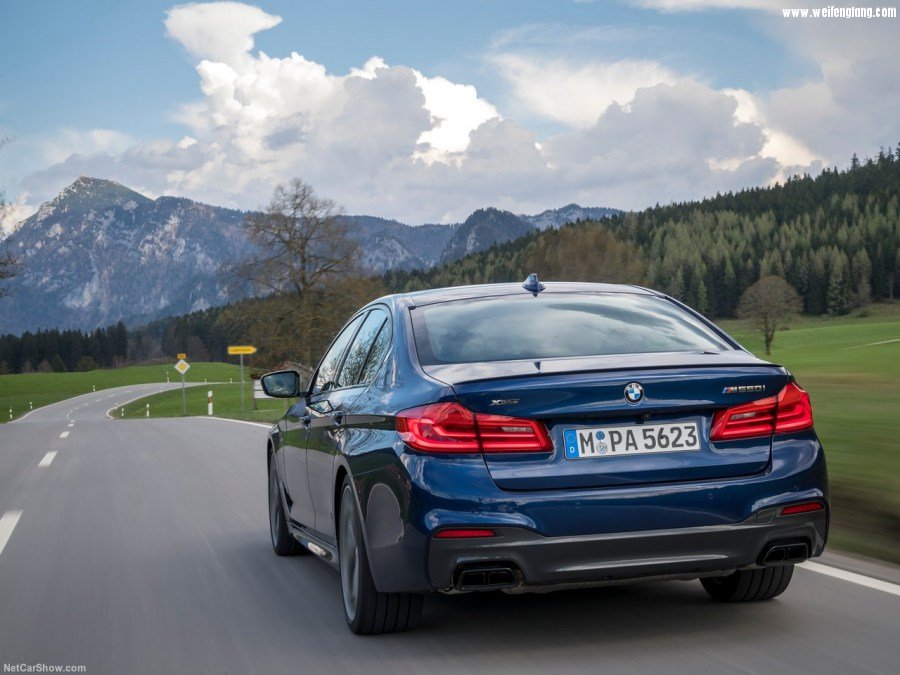 BMW-M550i_xDrive-2018-1280-3a.jpg