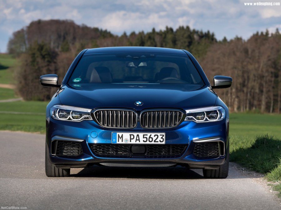 BMW-M550i_xDrive-2018-1280-3d.jpg