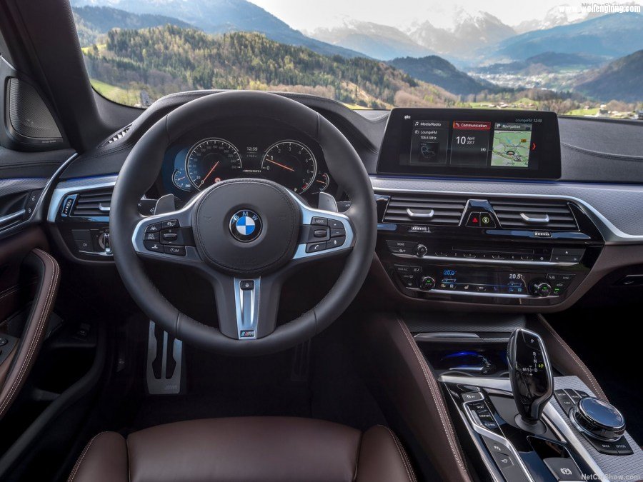 BMW-M550i_xDrive-2018-1280-46.jpg