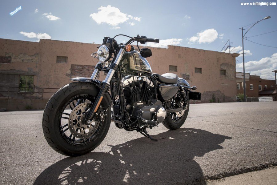 2014-Harley-Davidson-Forty-Eight2.jpg