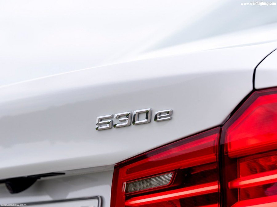 BMW-530e_iPerformance-2018-1280-48.jpg