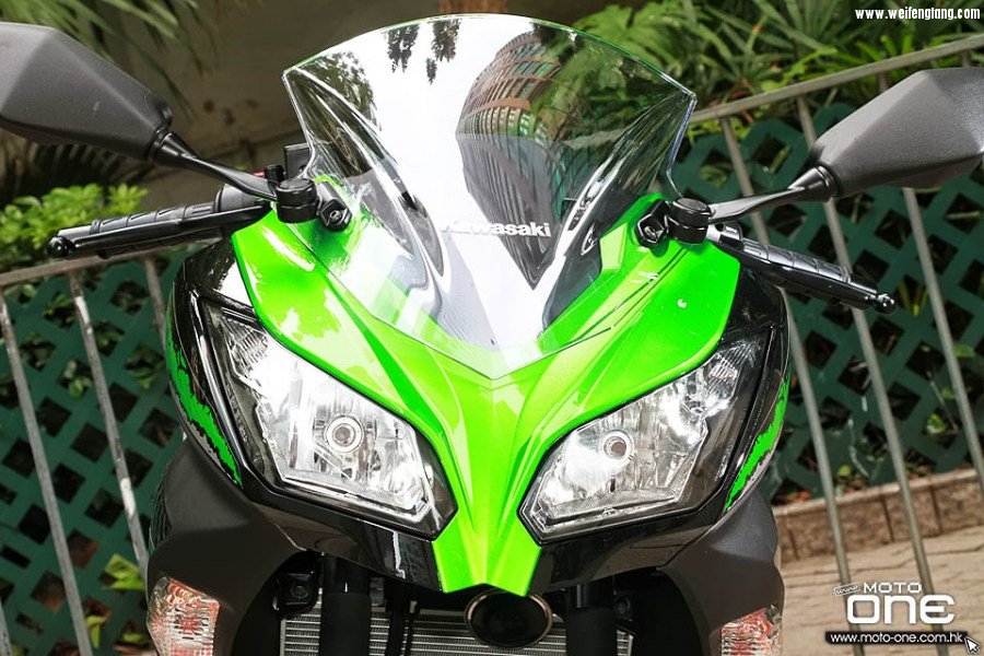 2017_KAWASAKI_NINJA_300_ABS_WINTER_SP_42.jpg