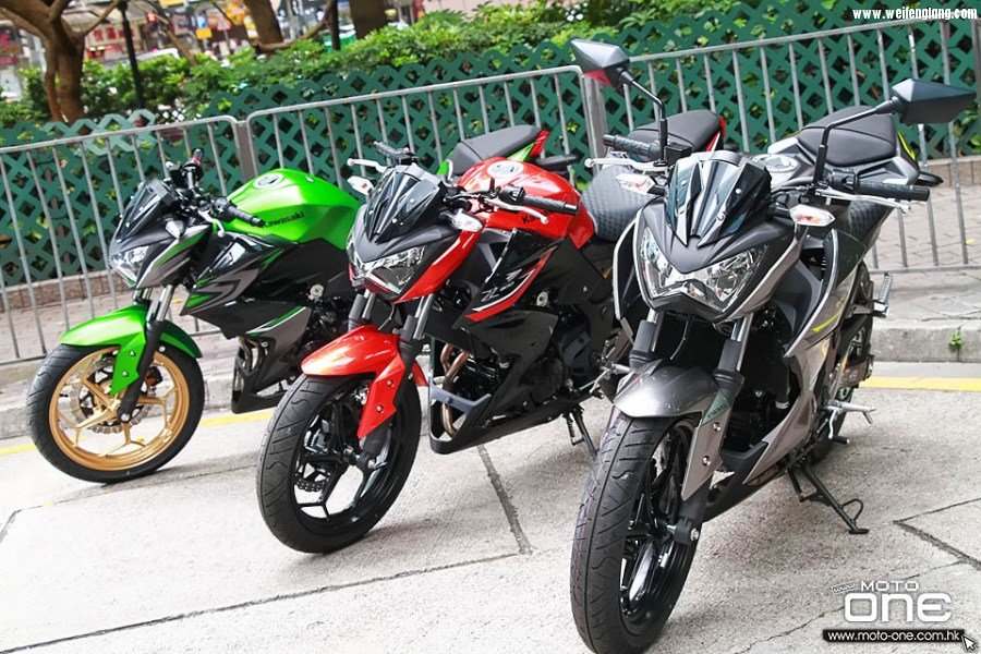 2017_KAWASAKI_Z300_49.jpg