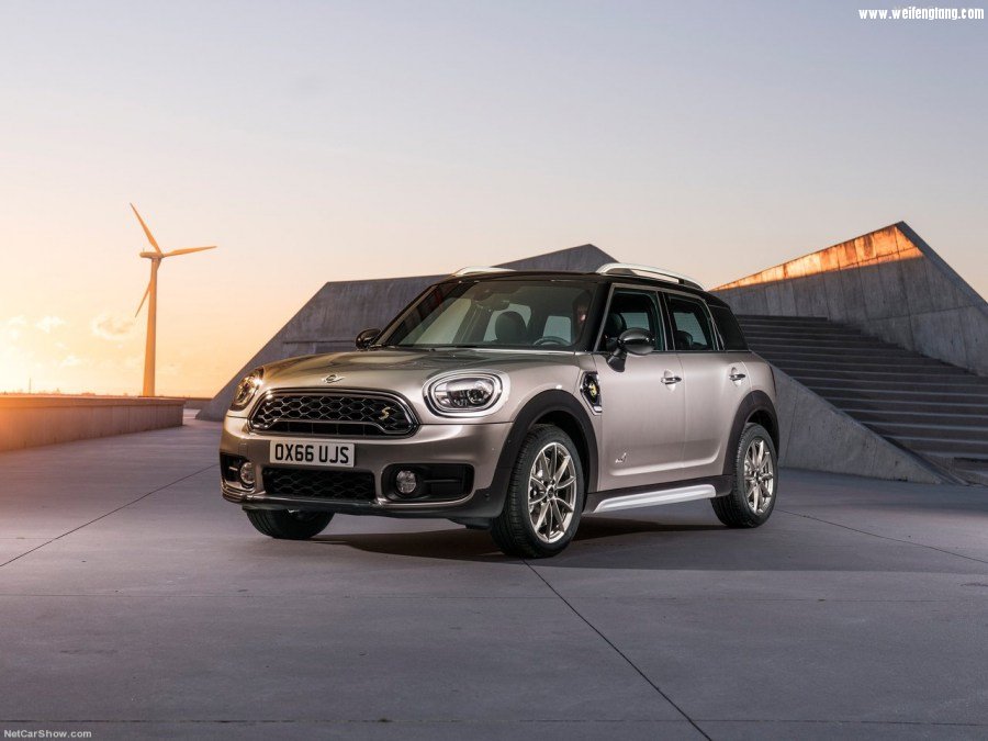 Mini-Countryman_Plug-in_Hybrid-2017-1280-08.jpg