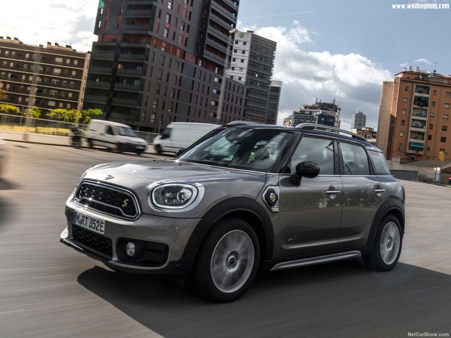 Mini-Countryman_Plug-in_Hybrid-2017-1280-35.jpg