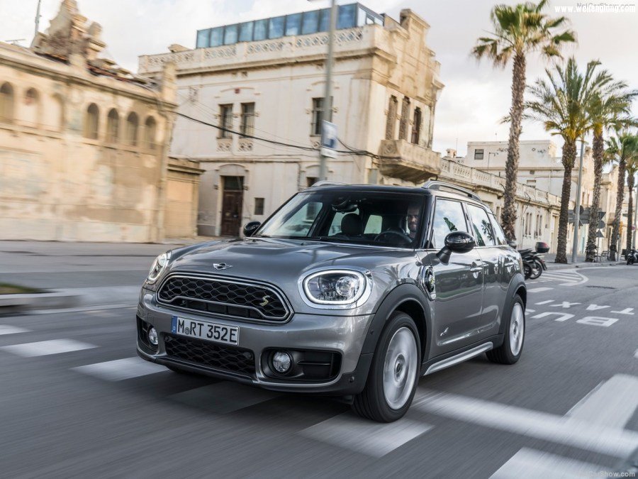 Mini-Countryman_Plug-in_Hybrid-2017-1280-37.jpg