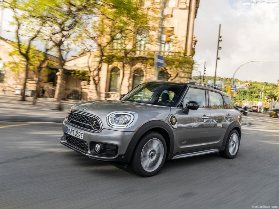 Mini-Countryman_Plug-in_Hybrid-2017-1280-38.jpg