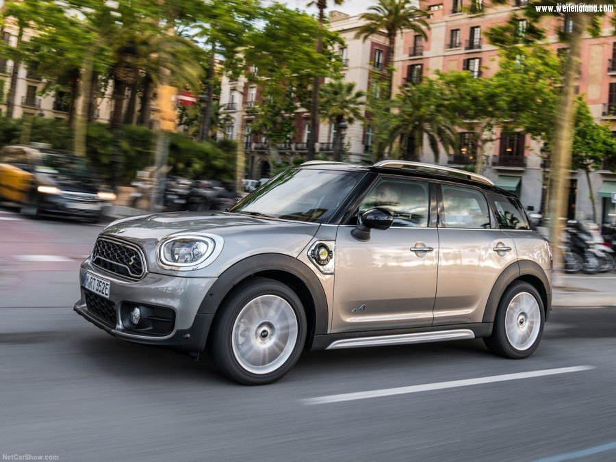 Mini-Countryman_Plug-in_Hybrid-2017-1280-43.jpg