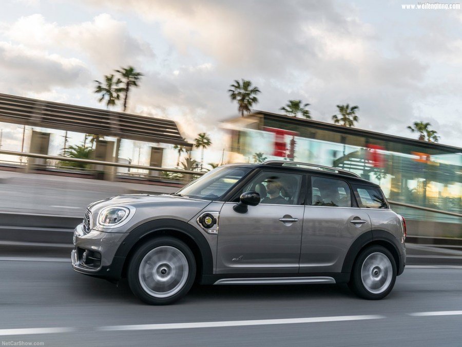 Mini-Countryman_Plug-in_Hybrid-2017-1280-60.jpg