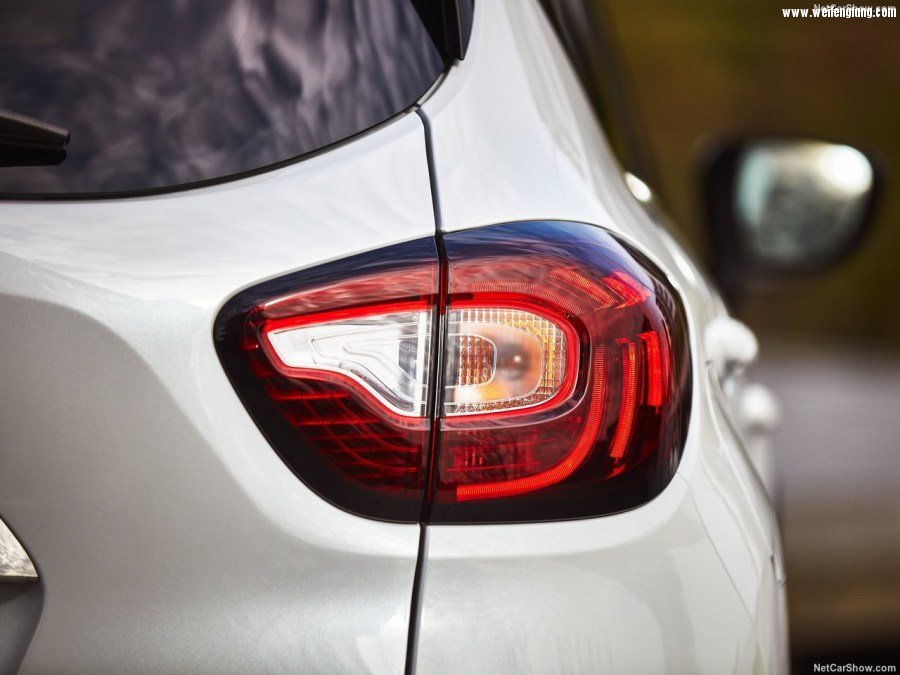 Renault-Captur-2018-1280-87.jpg