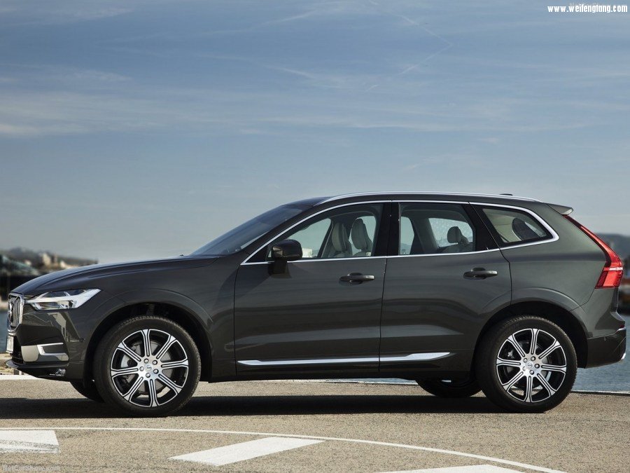 Volvo-XC60-2018-1280-1f.jpg