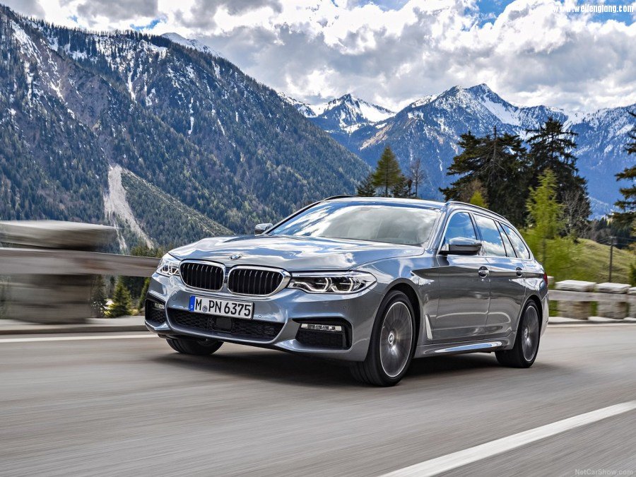 BMW-5-Series_Touring-2018-1280-20.jpg