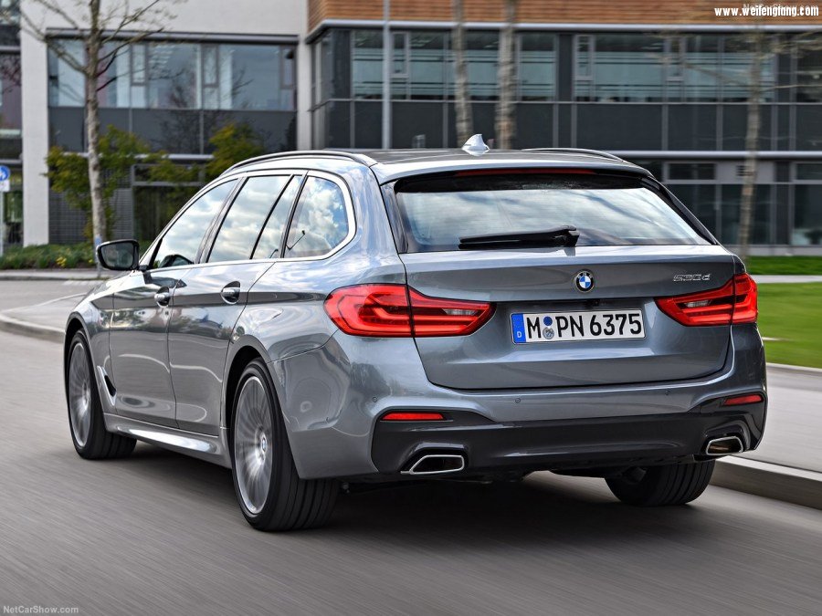 BMW-5-Series_Touring-2018-1280-55.jpg