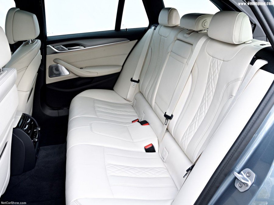 BMW-5-Series_Touring-2018-1280-74.jpg
