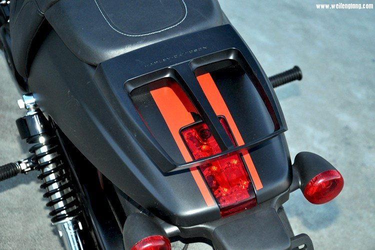 13年哈雷夜路德 (20)B.jpg