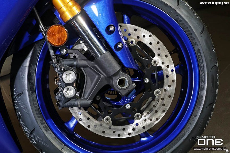2017_Yamaha_YZF-R6_20.jpg
