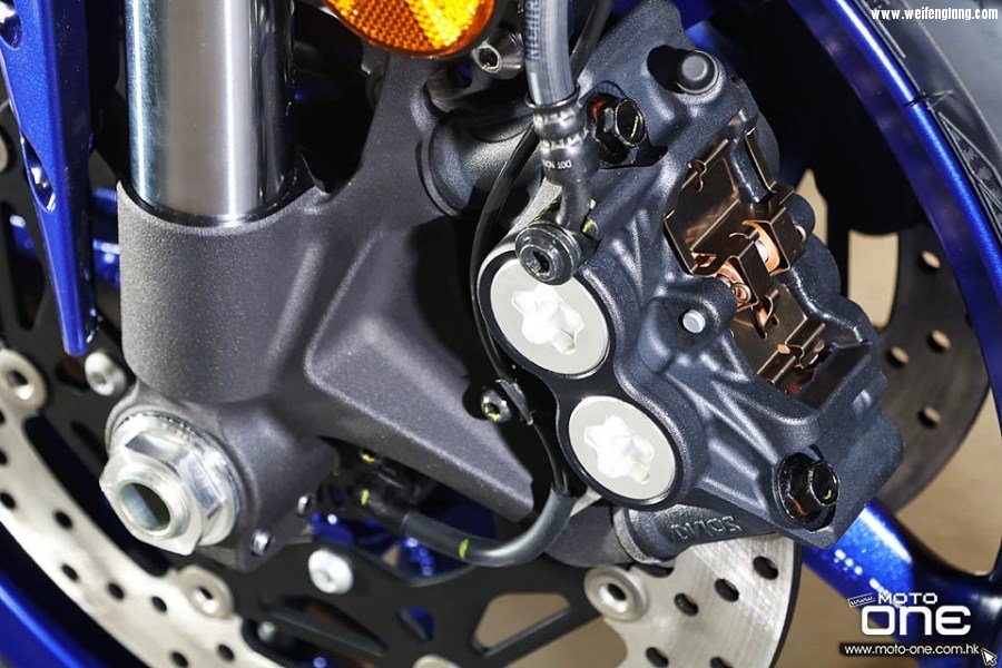 2017_Yamaha_YZF-R6_21.jpg