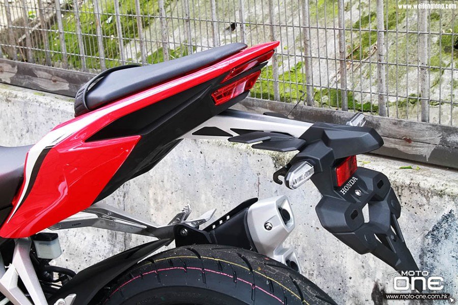 2017_HONDA_CBR250RR_ABS_45.jpg