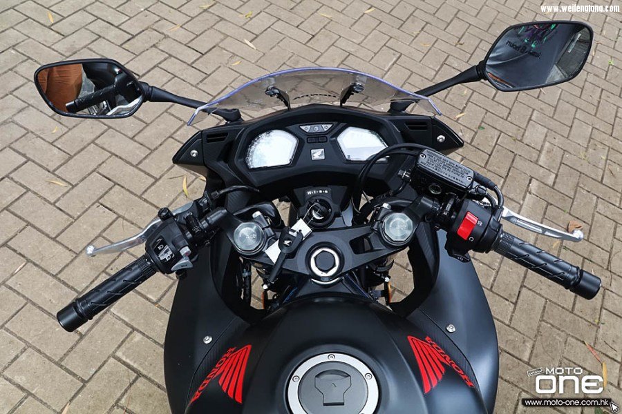 2017_HONDA_CBR650F_ABS_05.jpg