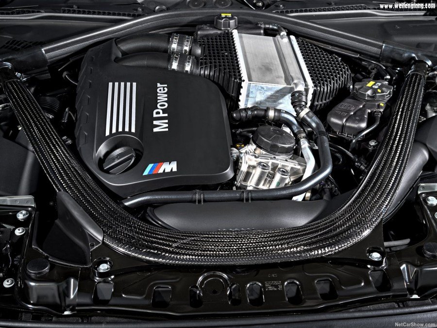 BMW-M4_CS-2018-1280-7b.jpg