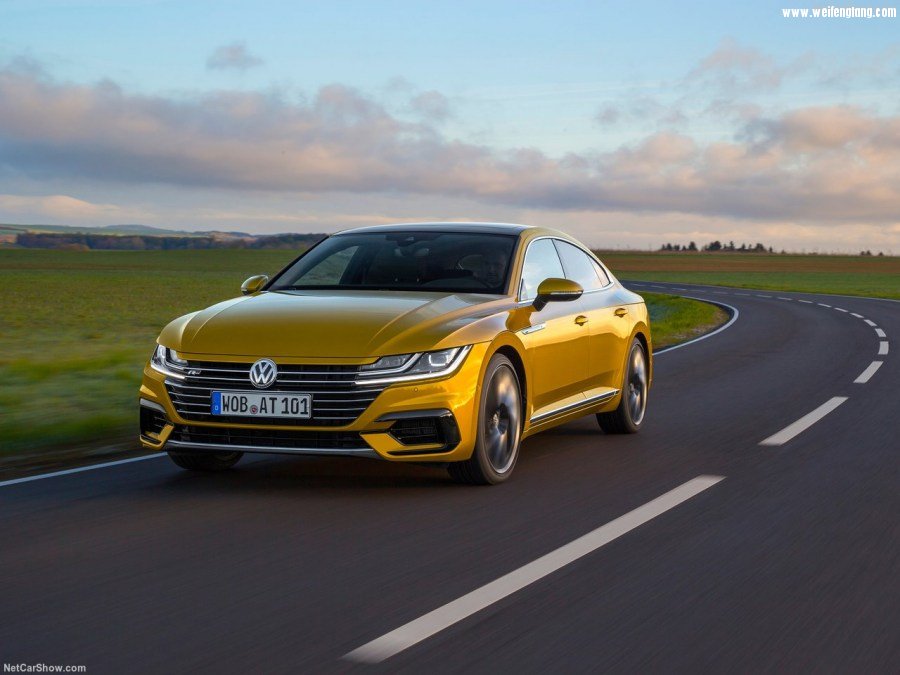 Volkswagen-Arteon_R-Line-2018-1280-0a.jpg