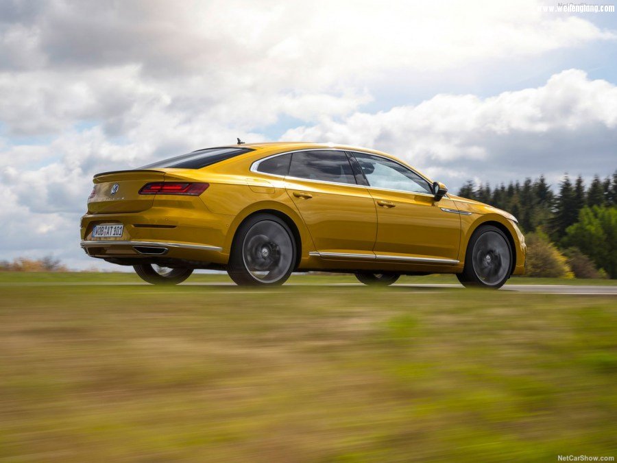 Volkswagen-Arteon_R-Line-2018-1280-1e.jpg