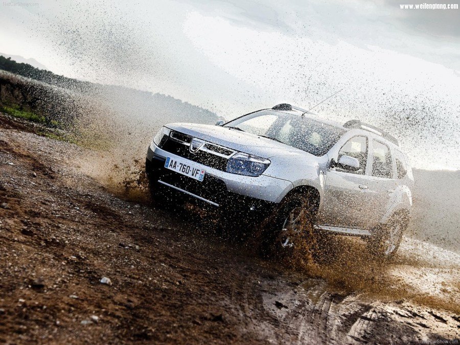 Dacia-Duster-2011-1280-06.jpg