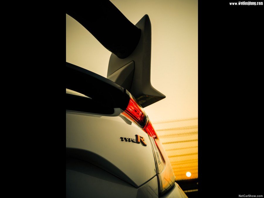 Honda-Civic_Type_R-2018-1280-4f.jpg