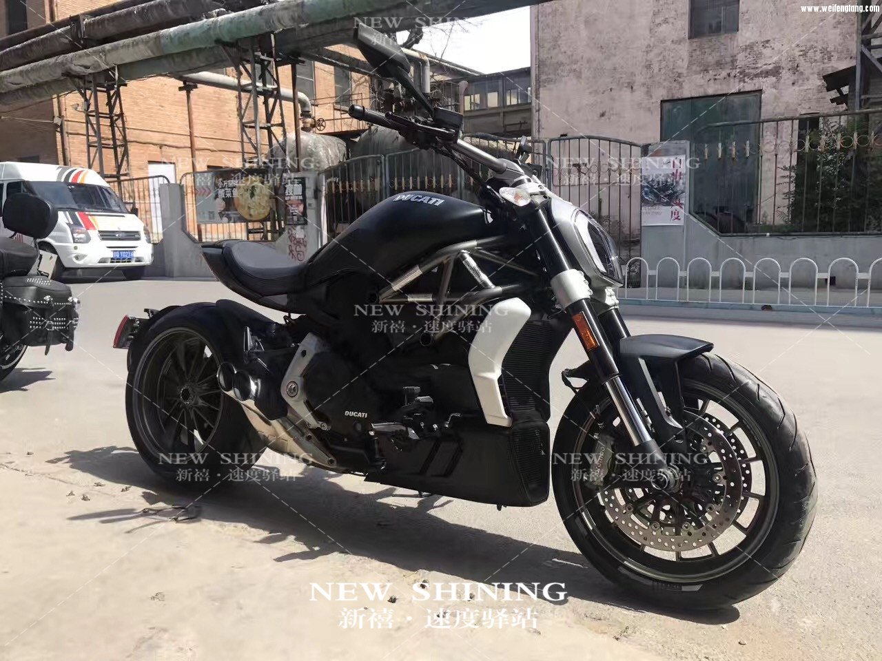 杜卡迪Xdiavel 3.jpg