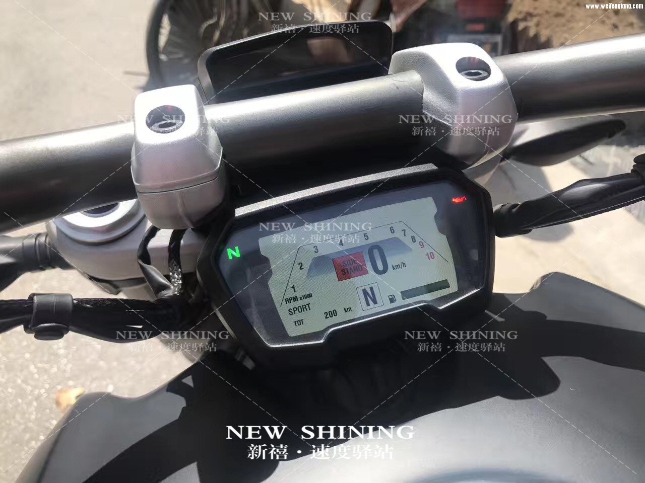 杜卡迪Xdiavel 9.jpg