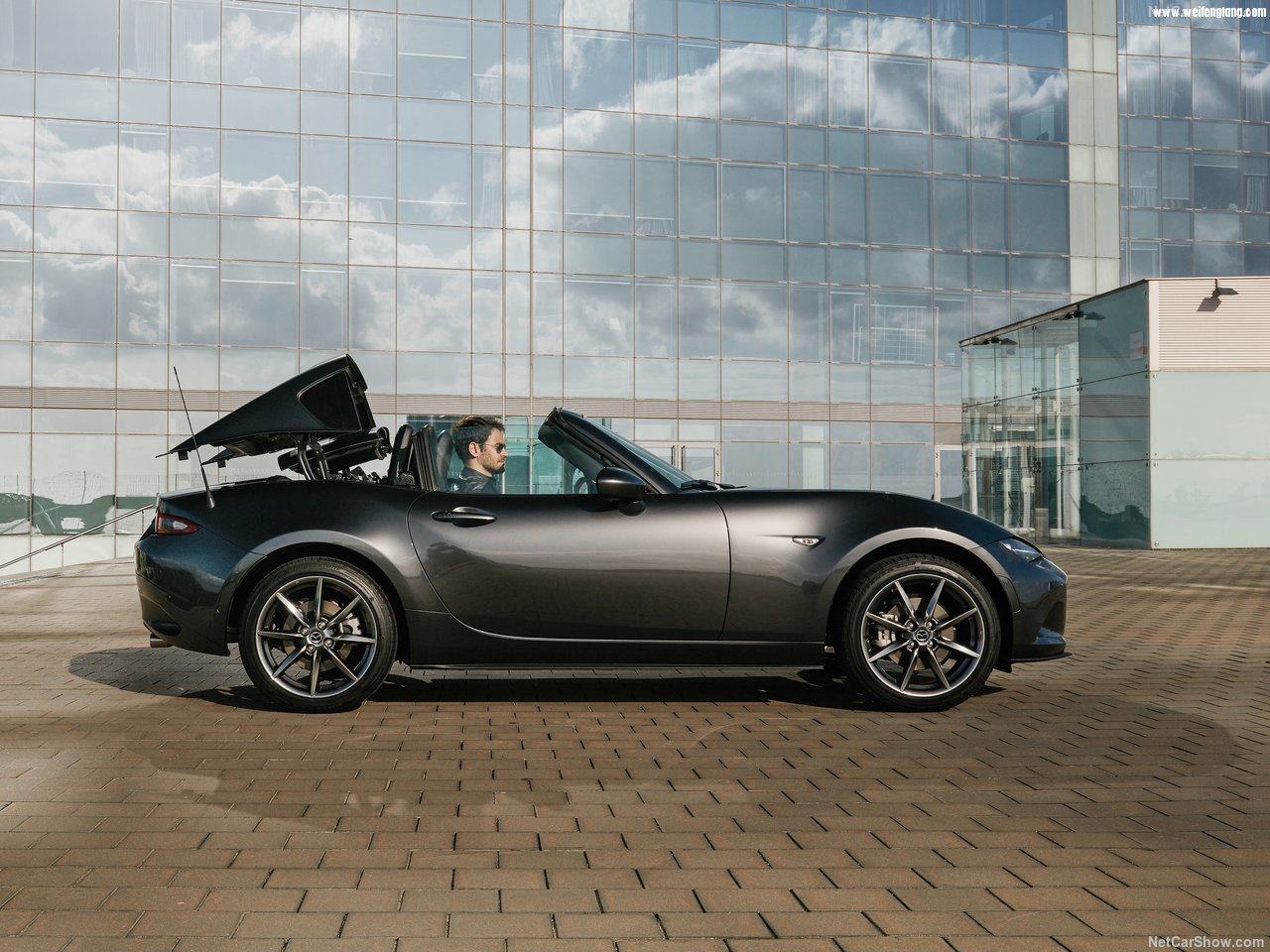 Mazda-MX-5_RF-2017-1280-49.jpg