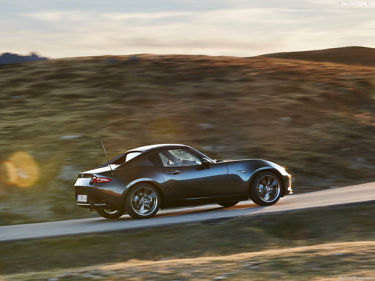 Mazda-MX-5_RF-2017-1280-6e.jpg