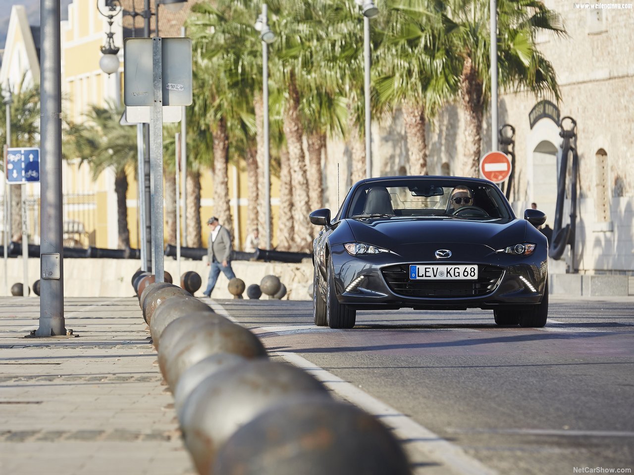Mazda-MX-5_RF-2017-1280-7c.jpg