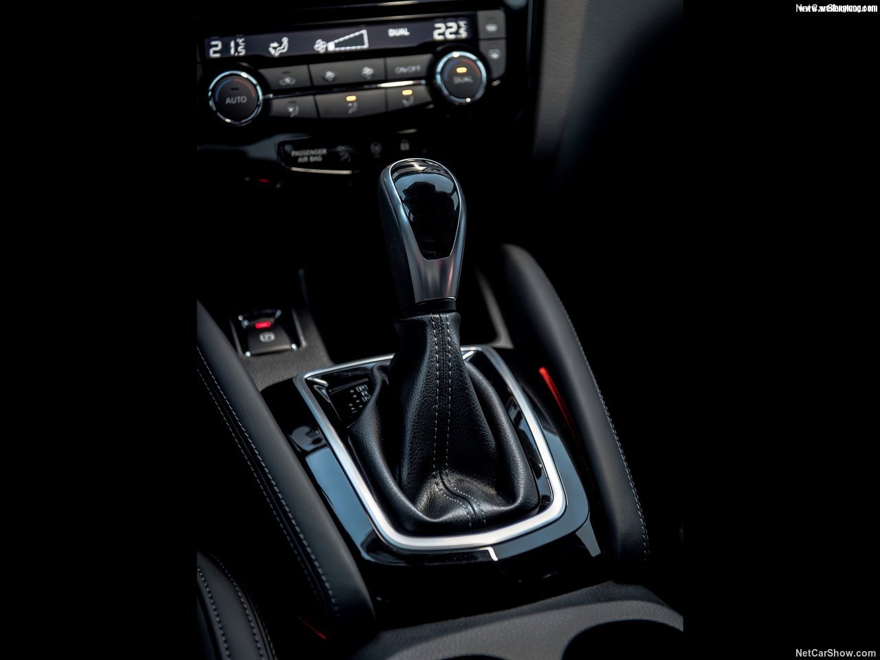 Nissan-Qashqai-2018-1280-6a.jpg