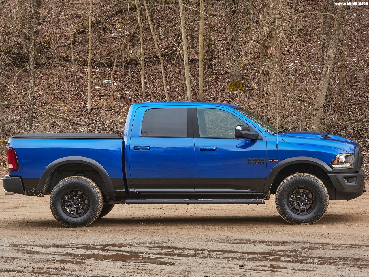 Ram-1500_Rebel_Blue_Streak-2017-1280-04.jpg
