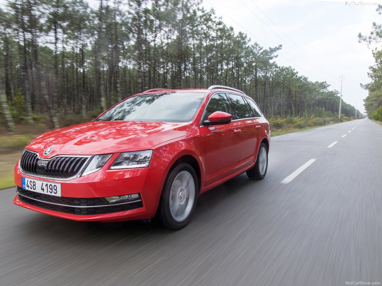 Skoda-Octavia_Combi-2017-1280-0d.jpg