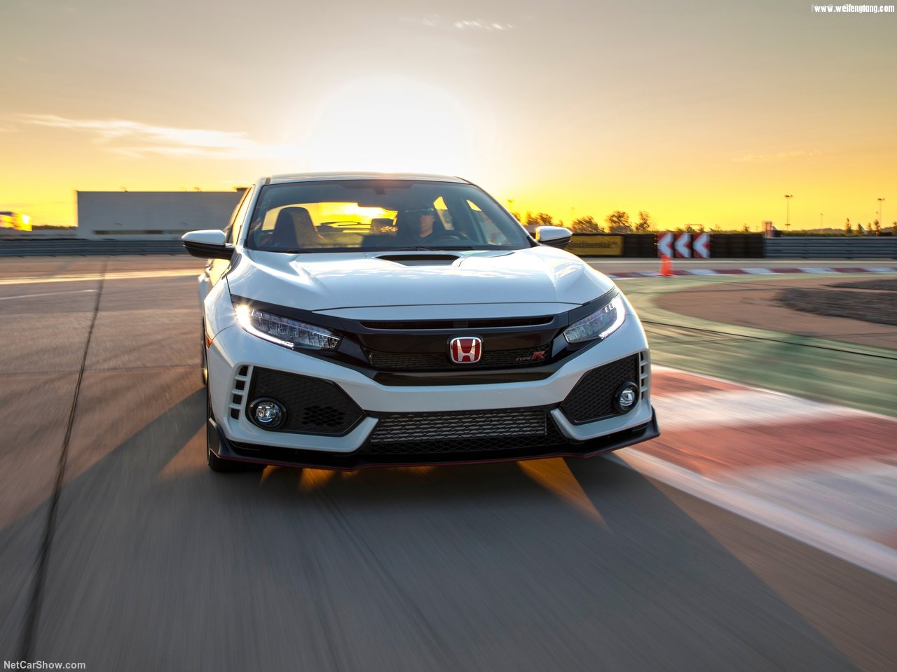Honda-Civic_Type_R_US-Version-2017-1280-43.jpg
