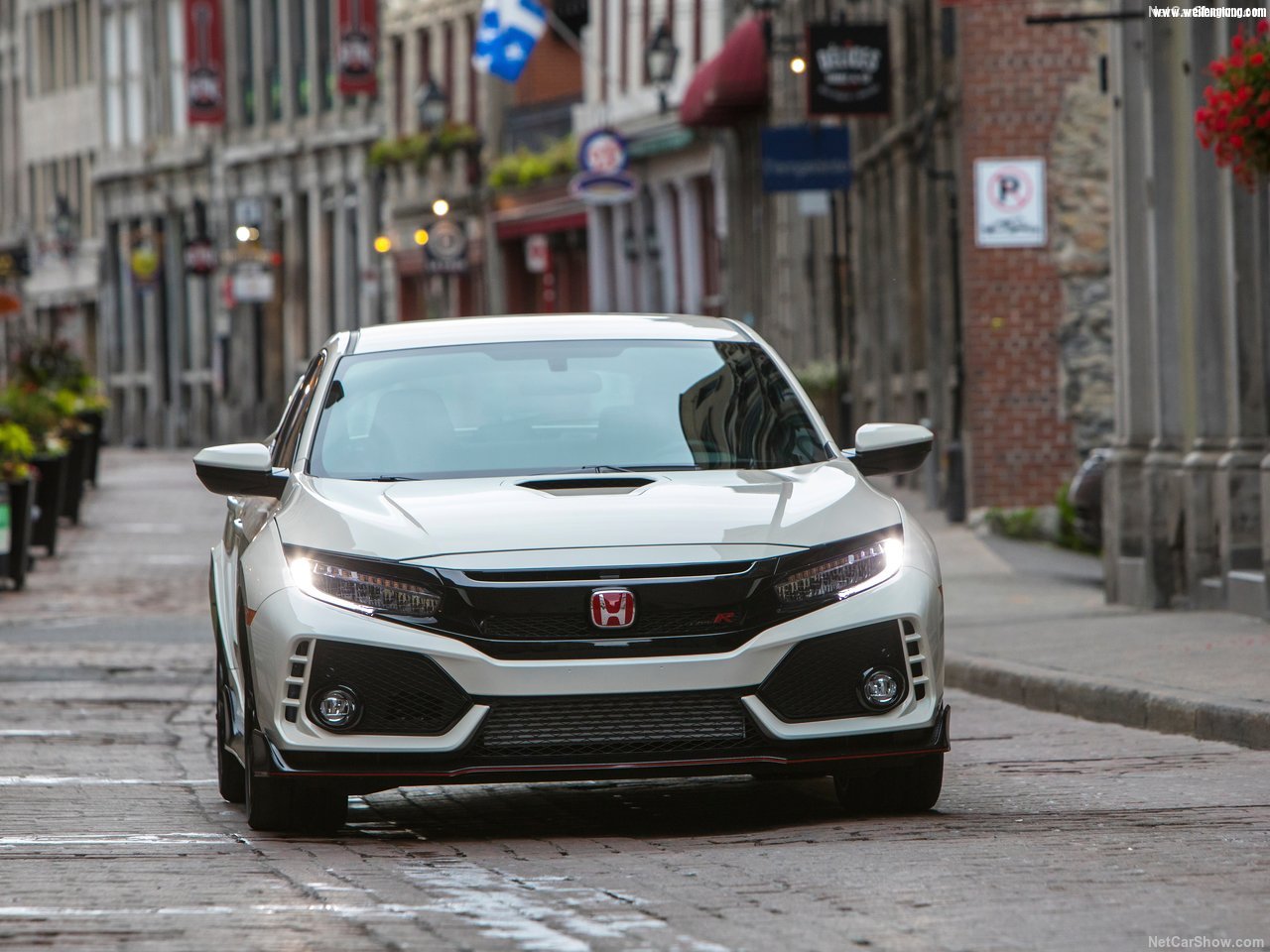 Honda-Civic_Type_R_US-Version-2017-1280-46.jpg