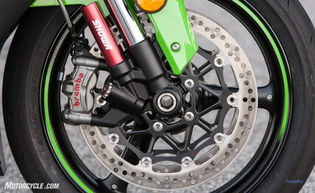 060817-2017-superbike-shootout-Kawasaki-ZX10R-7870-633x388.jpg