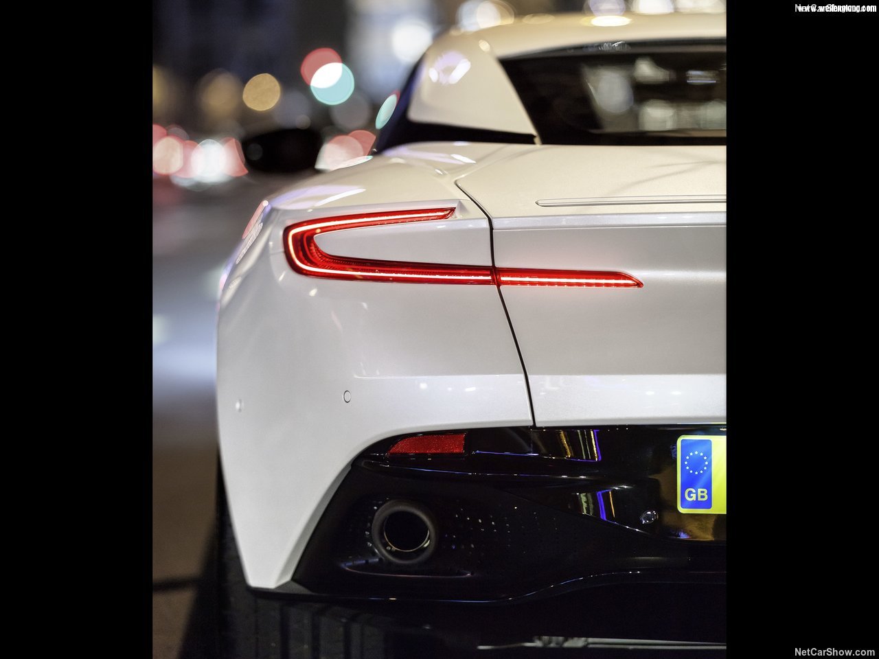 Aston_Martin-DB11_V8-2018-1280-12.jpg