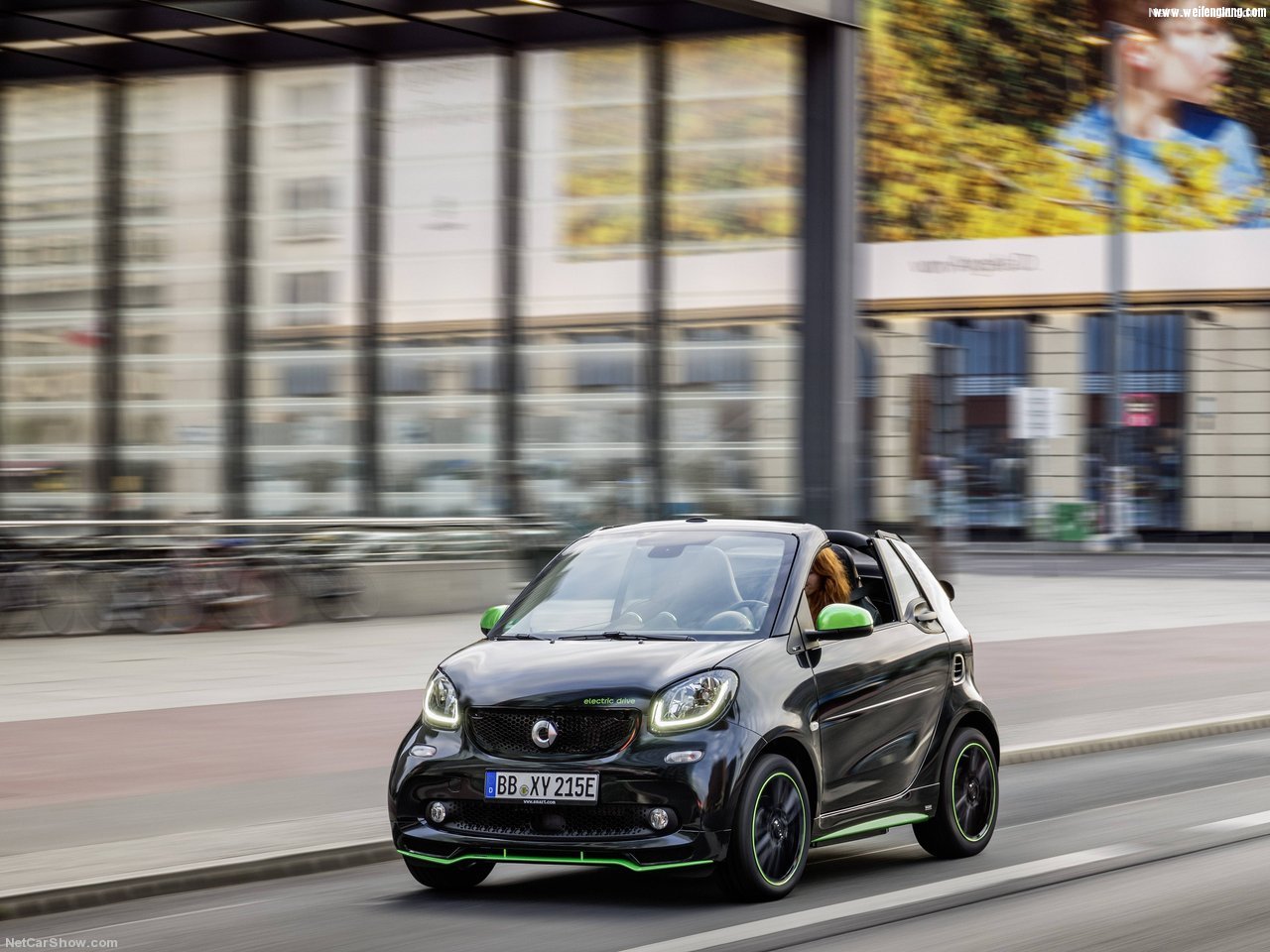 Smart-fortwo_Cabrio_electric_drive-2017-1280-16.jpg